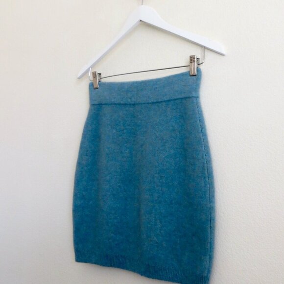 NEW! Babaton Aritzia Pull On Mini Skirt Wool Blend Light Blue SZ S - Picture 5 of 7